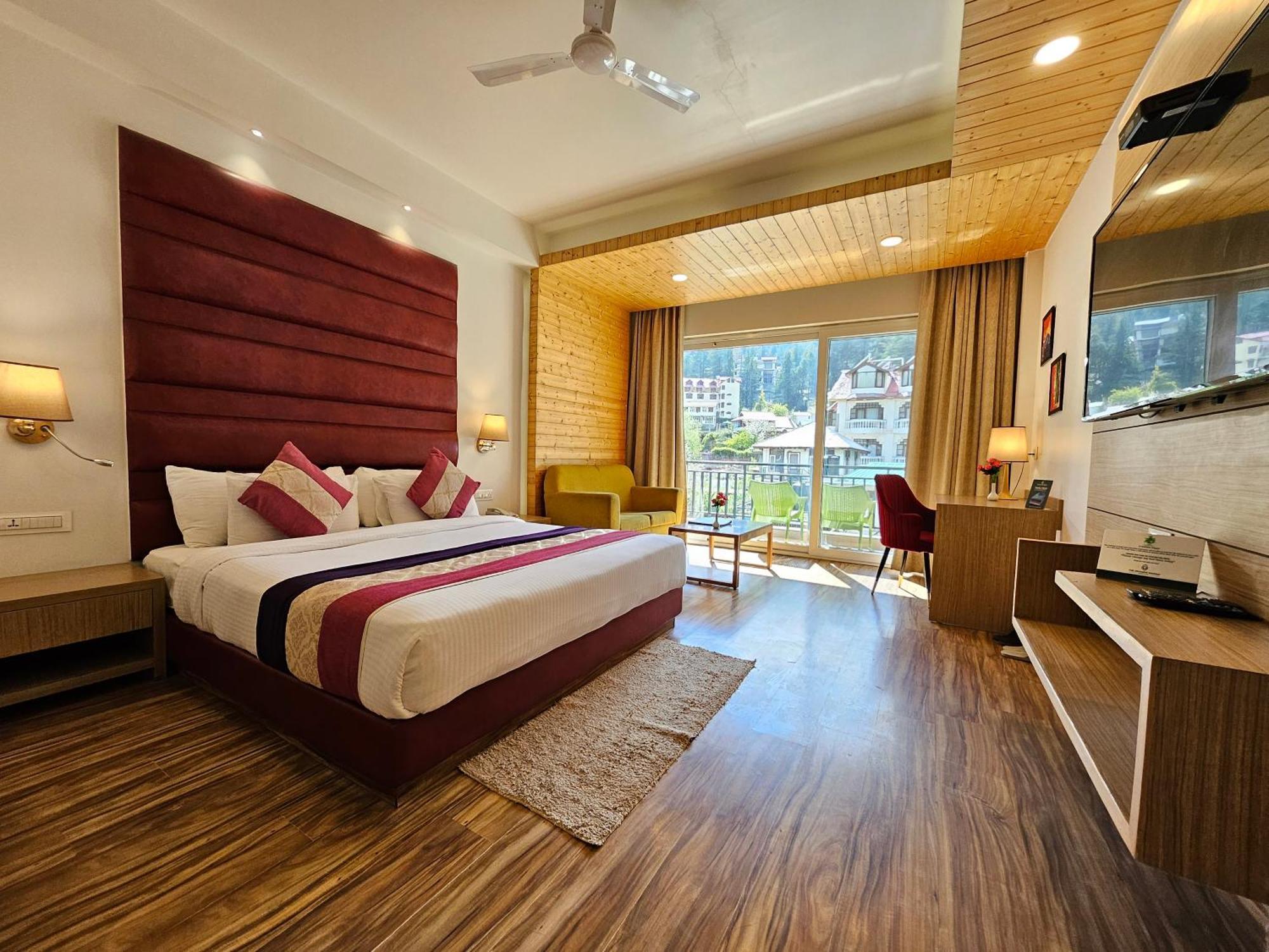 The Orchard Greens Resort - A Centrally Heated Property Manāli Buitenkant foto