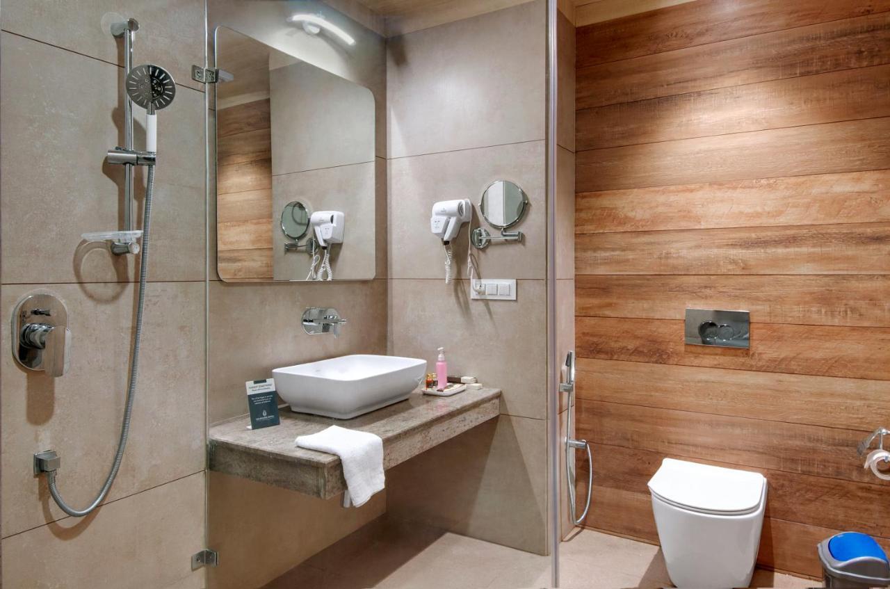 The Orchard Greens Resort - A Centrally Heated Property Manāli Buitenkant foto